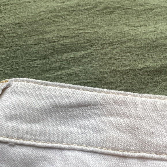 American Eagle Low Rise Distressed Shorts — Size 0!! - Picture 5 of 11